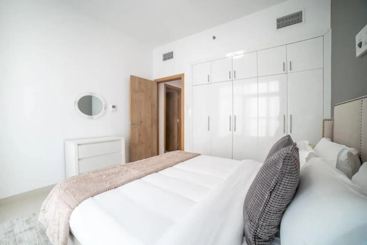 Continental Tower, Dubai Marina - Luton Vacation Homes 0*,