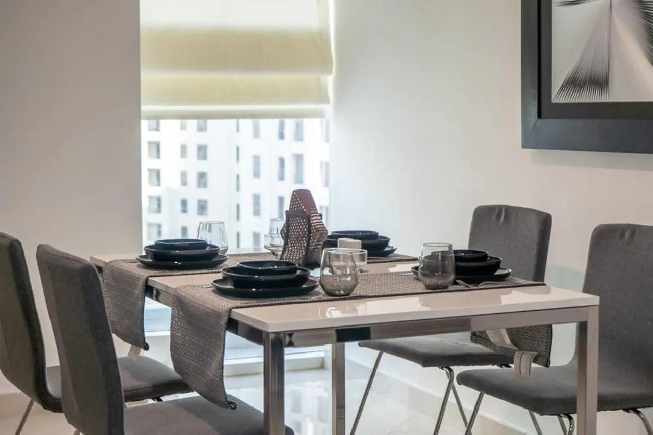 Continental Tower, Dubai Marina - Luton Vacation Homes شقة