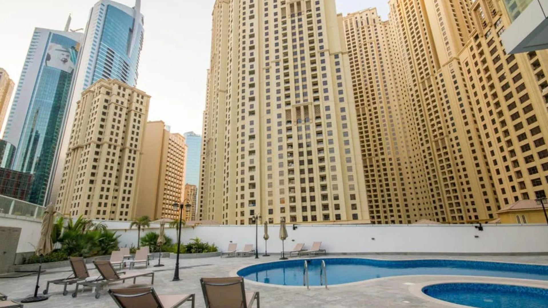 Continental Tower, Dubai Marina - Luton Vacation Homes شقة